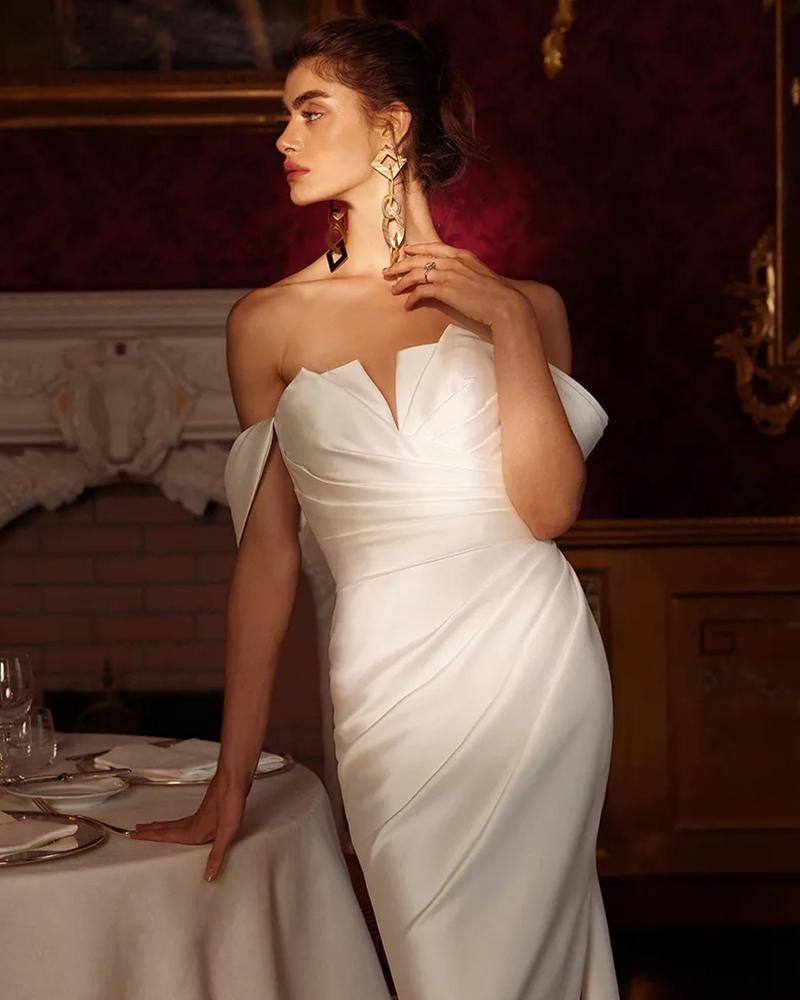 Model wearing a Justin Alexander Classic Elegance